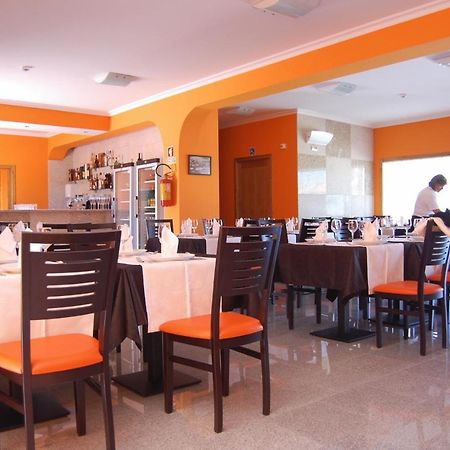 Hotel Encostas De Nantes ชาเวส ภายนอก รูปภาพ