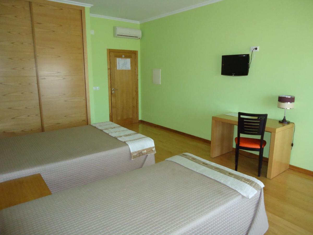 Hotel Encostas De Nantes ชาเวส ห้อง รูปภาพ